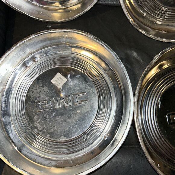 Set Of Four GMC Dog Dish Hubcaps 1993 - Picture 8 of 10